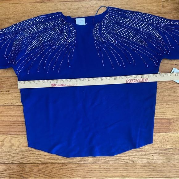New, Luna Short sleeve Sweater, Size LARGE - Picture 3 of 4